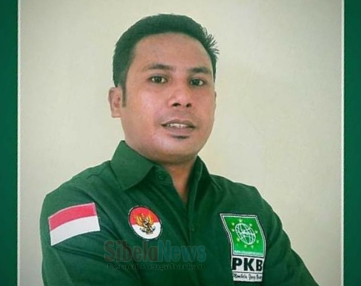 Foto Ade Hud PLT Ketua DPC Halmahera Timur.