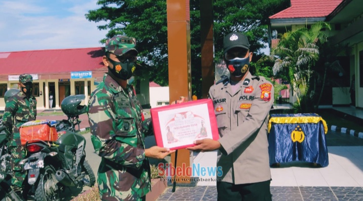 Foto Bersama Dandim 1509/Labuha, Letkol Inf Untung Prayitno.S.I.P., M.Han dan Kapolres Halsel AKBP Muhammad Irvan. S.I.K.