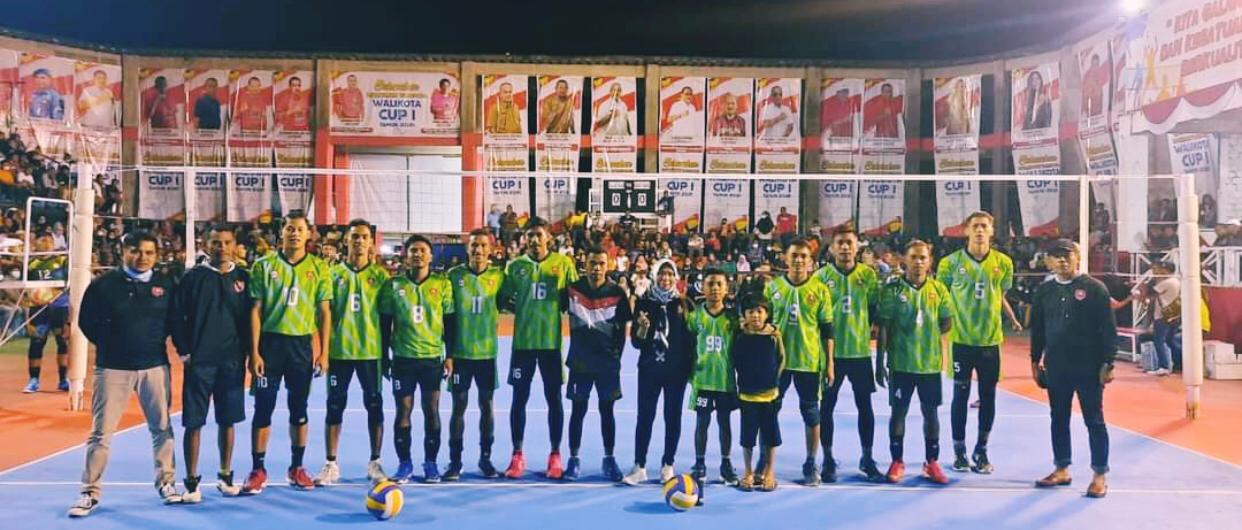 Foto Tim bola voli putra Kabupaten Halmahera Selatan (ALCATRAZ) melangkah ke semifinal WALIKOTA CUP I 2021. (foto)