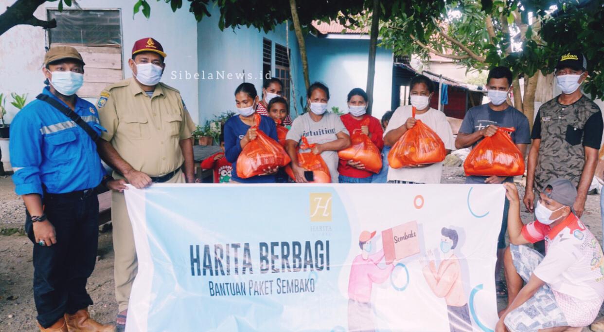 Foto Saat HARITA Berbagi Sembako.