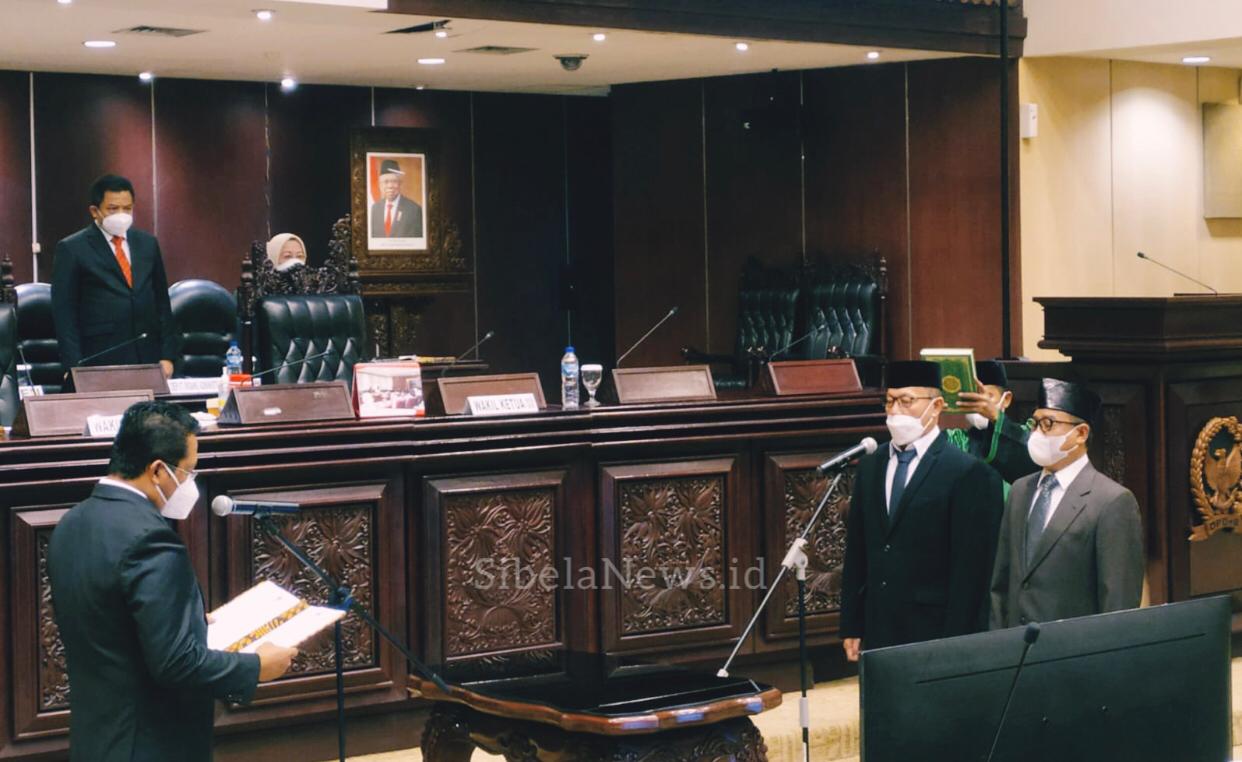 Foto Ikbal Hi Djabid Saat Dilantik Menjadi Anggota DPD RI. 