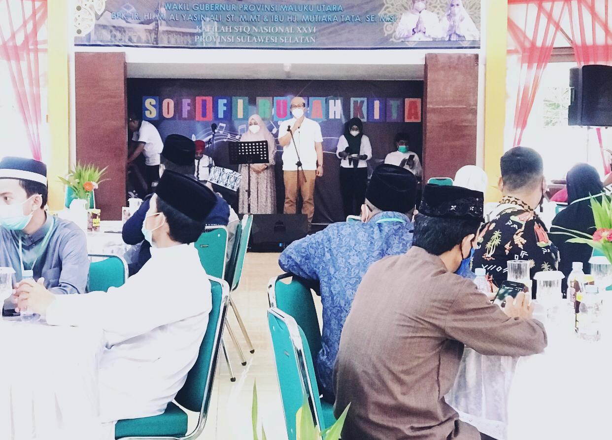 Foto Kepala BPKAD Maluku Utara, Dr. Ahmad Purbaja SE. MH bersama istri Hj. Yanthi Thmrin.