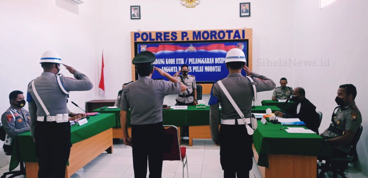 Foto Sidang kode etik.