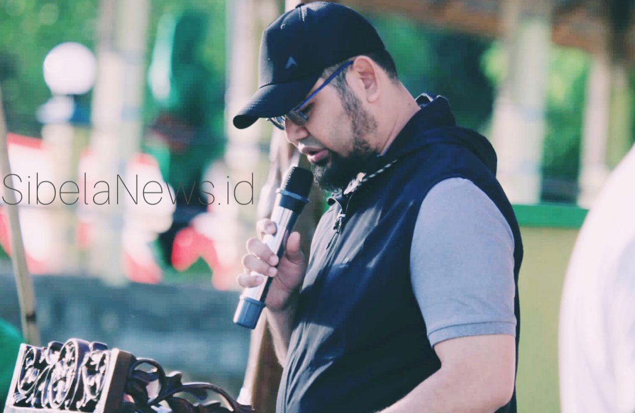 Gambar : Wakil Bupati Halsel Hasan Ali Bassam Kasuba Saat menyampaikan Sambuatan Dalam Acara Memperingari HUT Kodam XVI/Pattimura Ke-23.