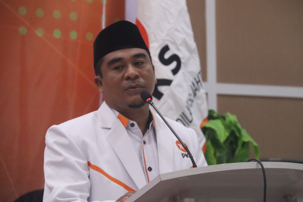 Gambar : Ketua DPW PKS Maluku Utara Hi Is Suaib, S.Pd.I, M.Pd. 