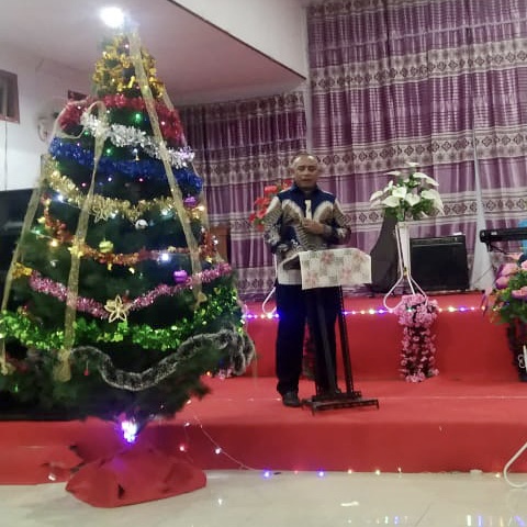 Gambar : Noce Totononu SH, M.Si sebagai ketua Badan Kerjasama Antar Gereja (BKAG) Kabupaten Halmahera Selatan.