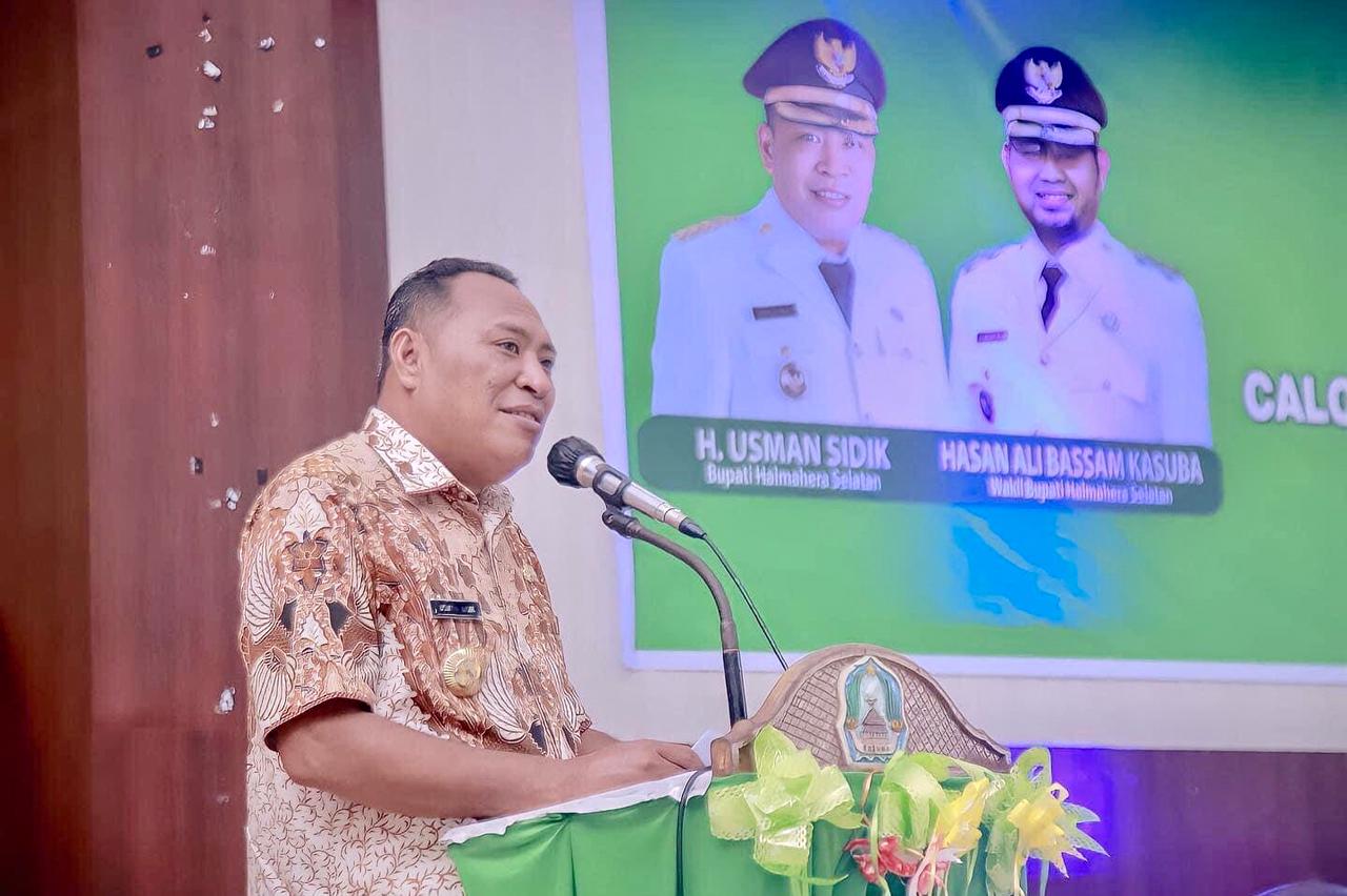 Gambar : Bupati Halmahera Selatan H. Usman Sidik.