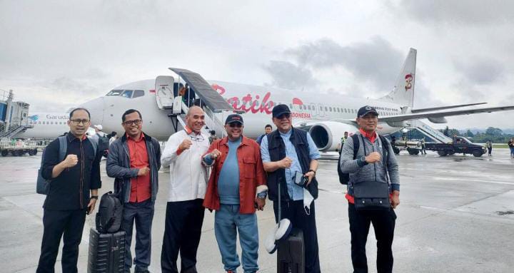 Gambar : Sekjen DPP PKS Habib Aboe Bakar AlHabsyi tiba di Bandara Sentani Jayapura (16/2/2023).