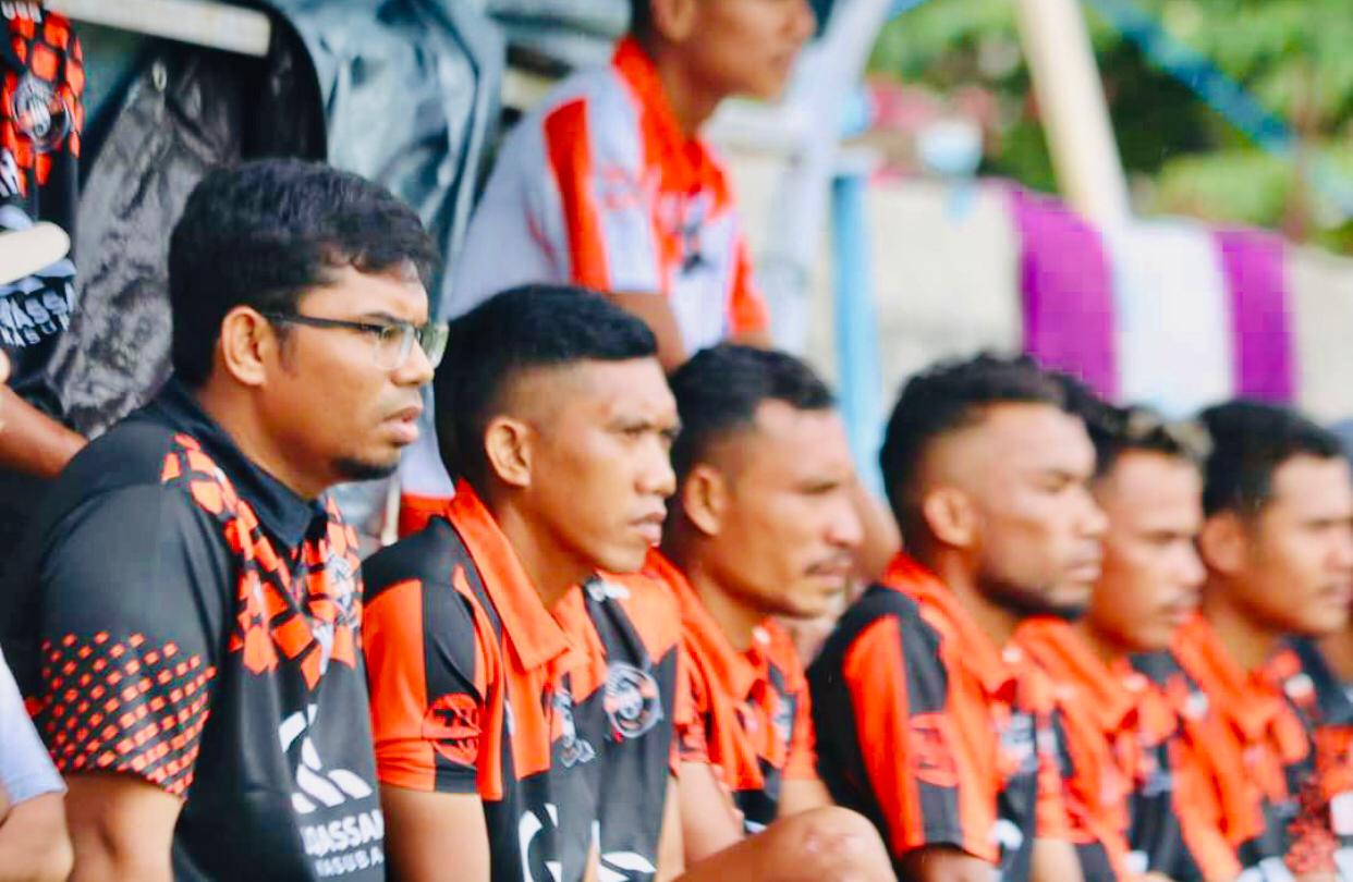 Gambar : Al Qosam Kasuba Manajer Tim Babang Bersatu Fc.