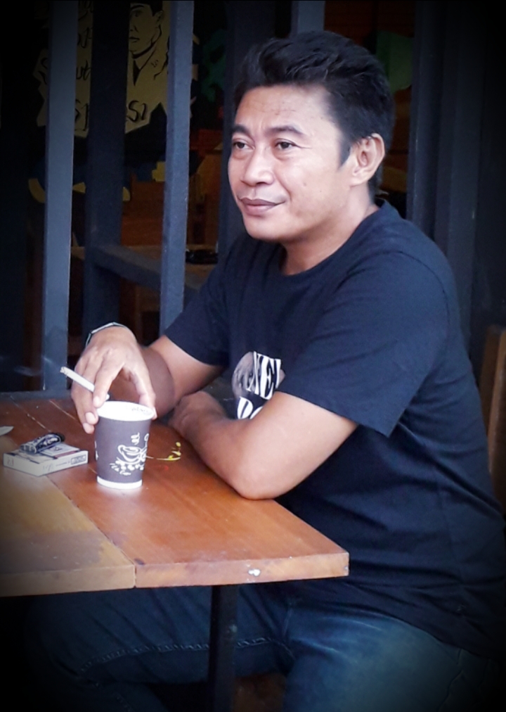 Gambar : Akademisi UNIPAS Morotai Parto Sumtaki.