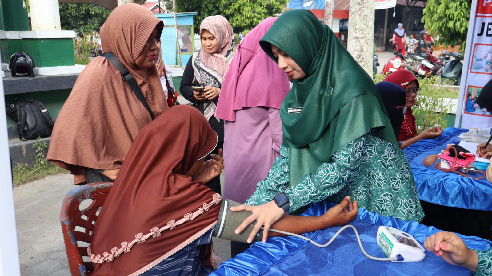 Gambar : Rifa’at Al Sa’adah Ketua TP PKK Kabupaten Halmahera Selatan, 