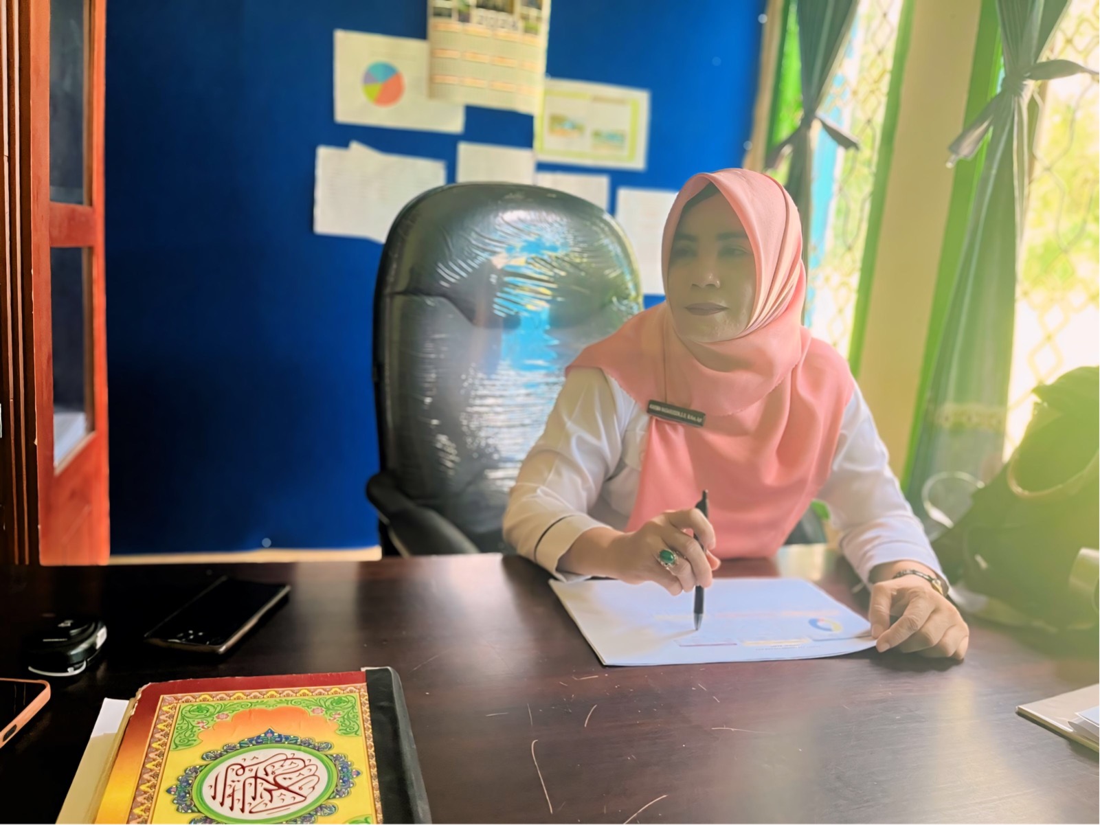 Gambar : Karima Nasarudin, Kepala Dinas P3AKB Halmahera Selatan.