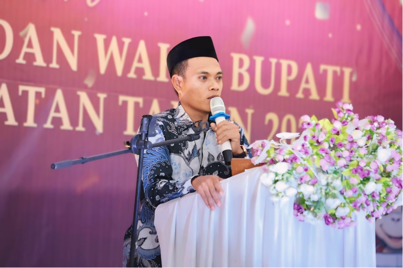 Ketua KPU Halmahera Selatan, Tabrid S. Thalib.

 Gambar : Tabrid S. Thalib Ketua KPU Halmahera Selatan.