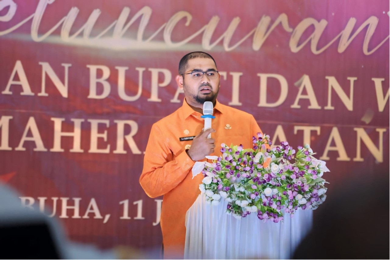 Gambar : Bupati Halmahera Selatan Hasan Ali Bassam Kasuba Saat Sampaikan Sambutan.