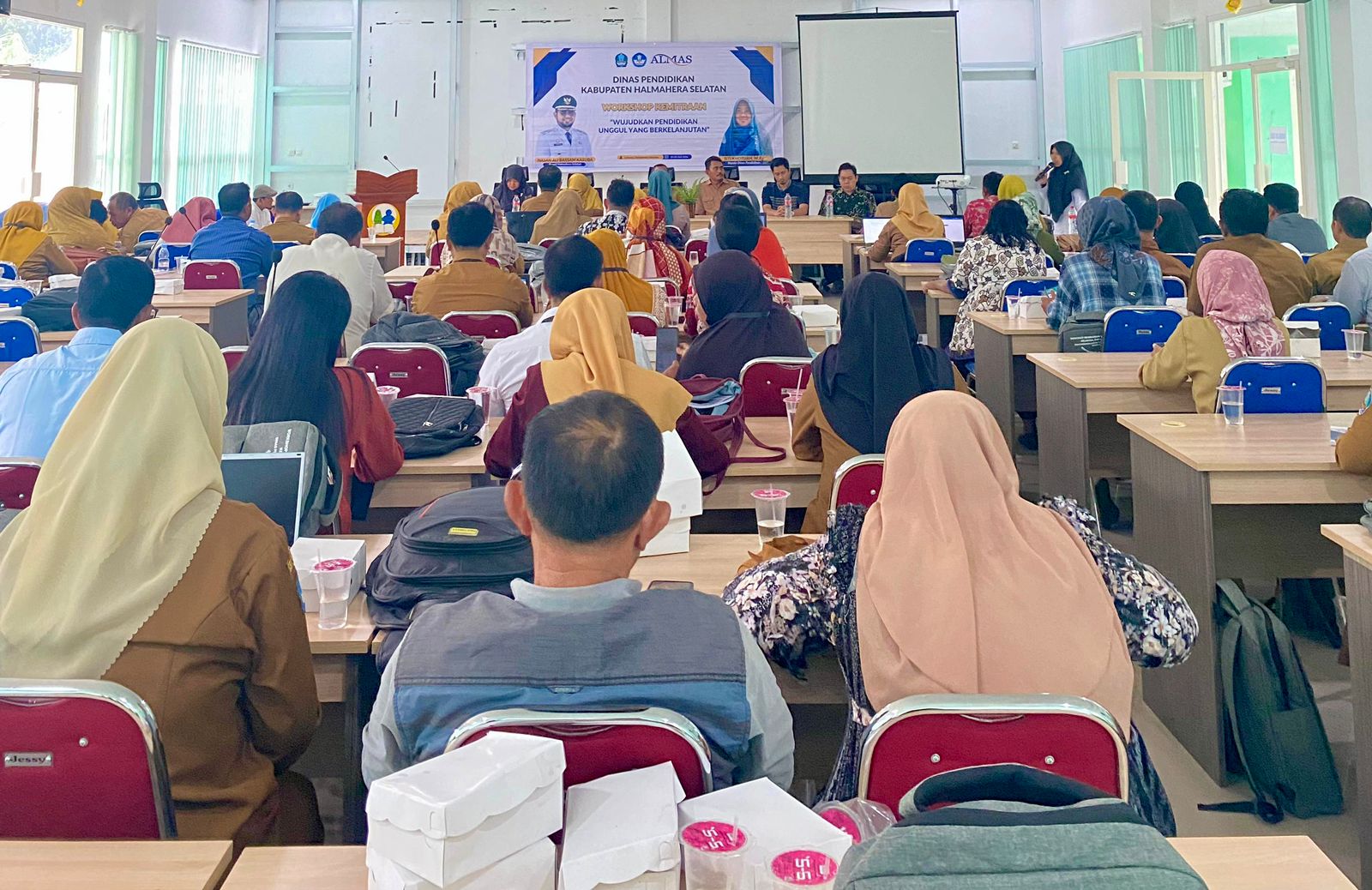 Gambar : Istimewah