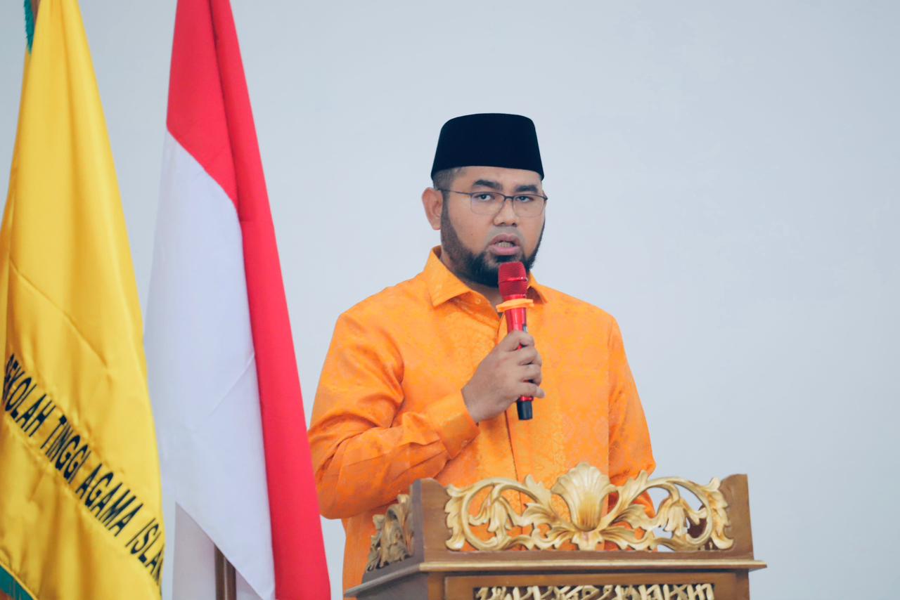 Gambar : Bupati Halsel Basam Kasuba.
