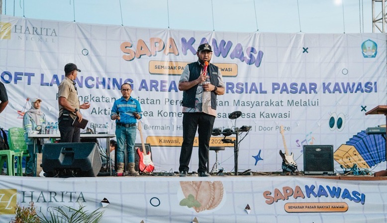Foto Bupati Bassam Kasuba Saat Memberikan Sambutan.