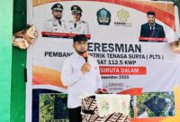 Gambar : Bupati Halsel Saat Sambutan