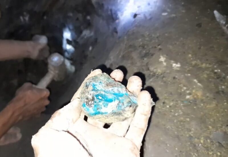 Gambar : Batu Bacan