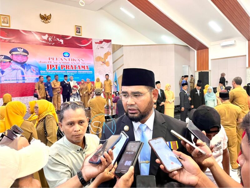 Gambar : Bupati Halsel Bassam Kasuba 