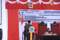 Gambar : Wabup Halsel Sampaikan Sambutan di Paripurna DPRD.